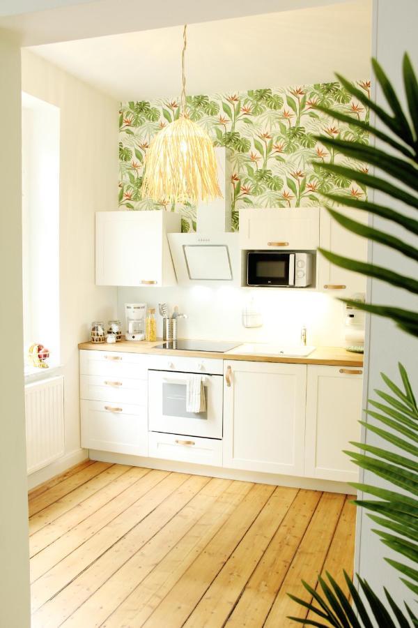 Secret Hideaways Tropical Feeling Mit 2 Schlafzimmer Nahe City L Messe L Flughafen L Hbf Duisburg Kültér fotó