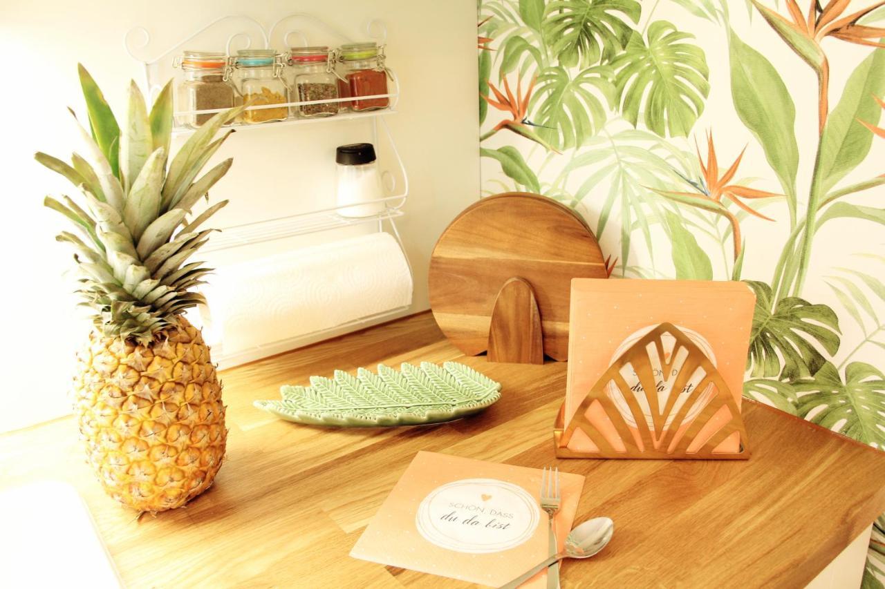 Secret Hideaways Tropical Feeling Mit 2 Schlafzimmer Nahe City L Messe L Flughafen L Hbf Duisburg Kültér fotó